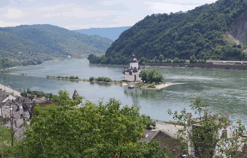 Rheinübergang bei Kaub